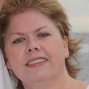 Meet your Posher, Lucy